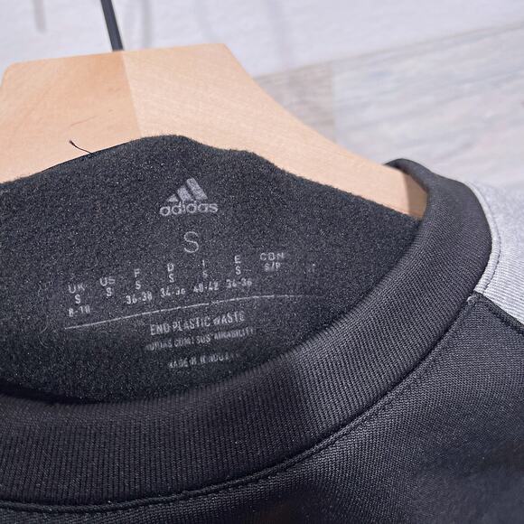 Indiana Hoosiers Softball Raglan Tech Fleece Sweatshirt Black Gray Womens Small - Picture 7 of 8